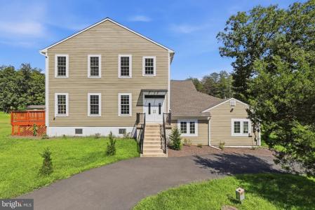 12304 Popes Head Road, Fairfax, Virginie 22030, États-Unis
