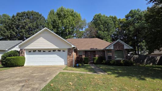 19 W Plaza Blvd, Cabot, Arkansas 72023, USA