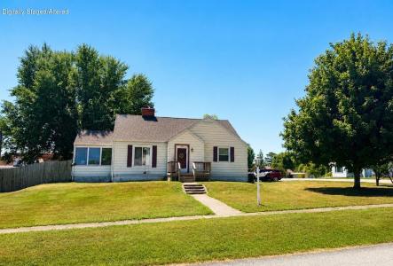 1015 Durnell Street, Cabool, Missouri 65689, USA