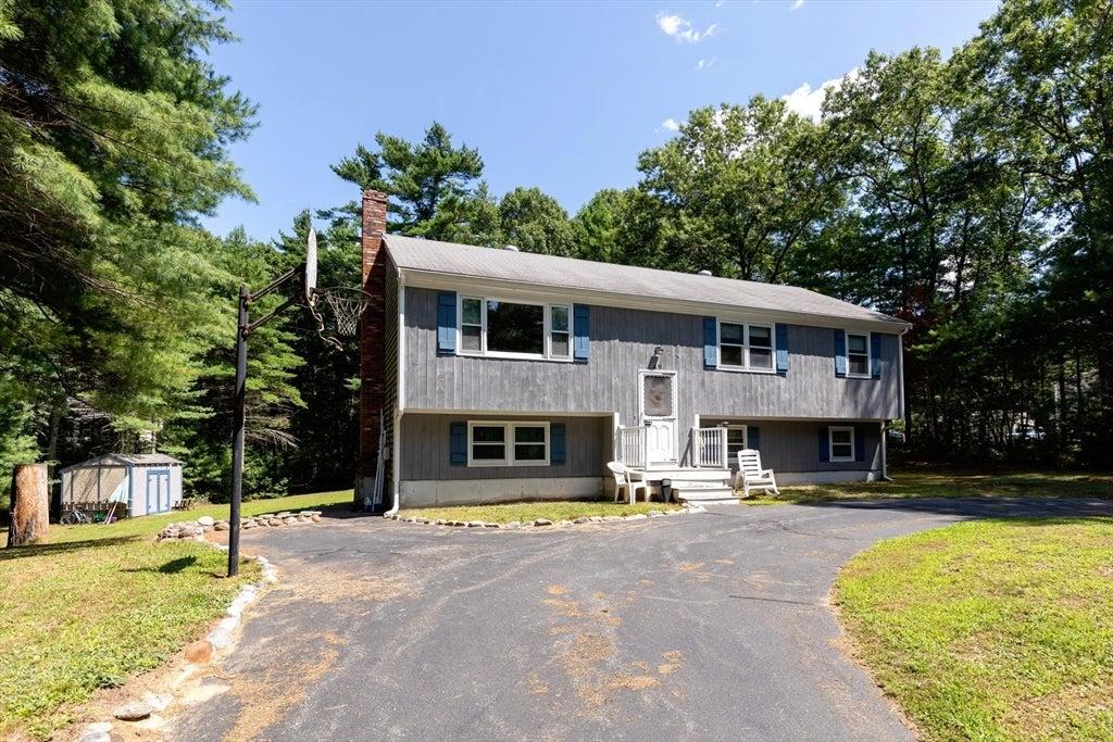 49 Forest St, Carver, מסצ'וסטס 02330, ארצות הברית של אמריקה