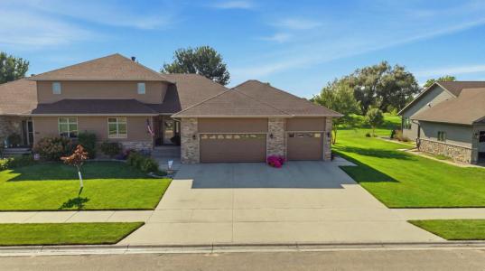 525 Stewart Drive, Aberdeen, South Dakota 57401, USA