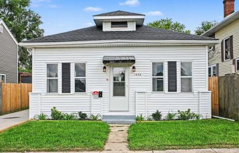 1628 Catalpa Avenue, South Bend, אינדיאנה 46613, ארצות הברית של אמריקה 