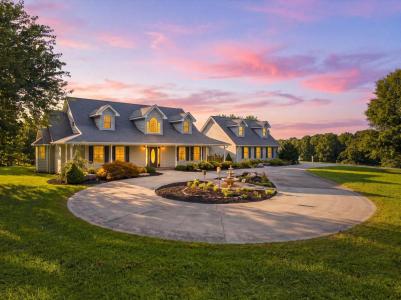 410 County Road 264, Niota, Tennessee 37826, USA