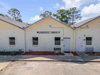 555 8th St. I, Holly Hill, Florida 32117, USA