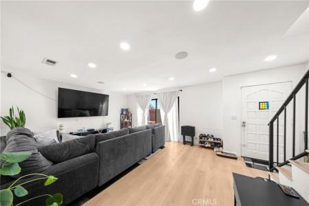 2729 Central Avenue unit: H, El Monte, California 91733, USA