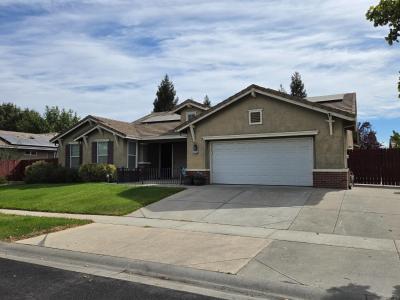 2116 Greenhorn Creek Circle, Plumas Lake, California 95961, USA