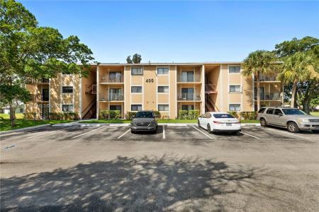 400 Palm Cir W , 208, Pembroke Pines, Florida 33025, USA