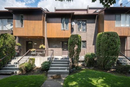 5527  Av. Ashdale, Côte-Saint-Luc, 魁北克省 H4W 3A3, 加拿大