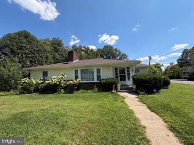 240 Muriel Avenue, North Plainfield, New Jersey 07060, USA