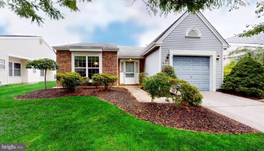 631 Cascade Drive S, Mount Laurel, New Jersey 08054, USA