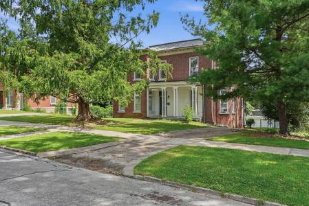 712 6TH St, BOONVILLE, Missouri 65233, États-Unis
