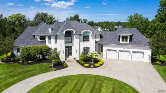 80 Sanctuary Court, Amherst, New York 14221, USA