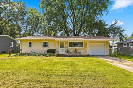 1015 Greenfield Ave., Waverly, Iowa 50677, USA