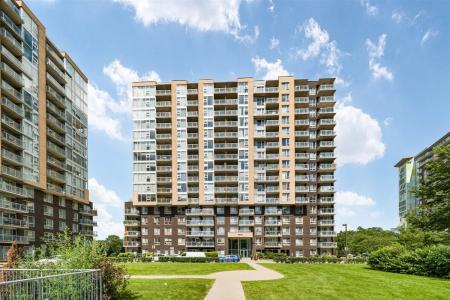 9950  Place de l'Acadie, Montréal (Ahuntsic-Cartierville), Квебек H4N 0C9, Канада
