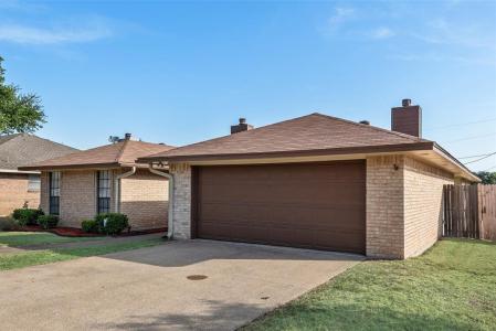 217 Silver Creek Drive, Duncanville, تكساس 75137, الولايات المتحدة