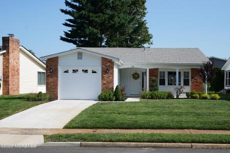 138 Courtshire Drive, 벽돌, 뉴져지 08723, 미국