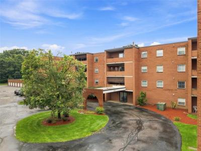 2850 Edgecliff Road #35, Lower Burrell, Pennsylvania 15068, USA