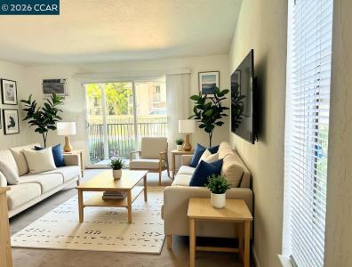 1586 Sunnyvale Ave 37, Walnut Creek, California 94597, USA