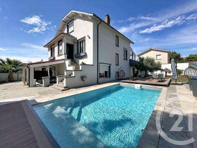 Feyzin, Rhône-Alpes 69320, France