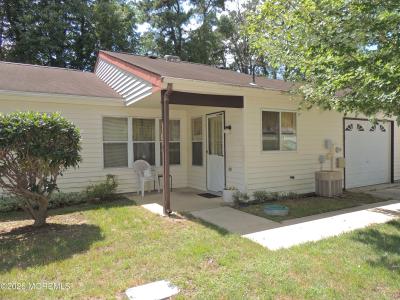 674B Buckingham Drive, Manchester, New Jersey 08759, USA