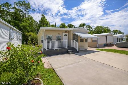 260 Caravan Circle, North Fort Myers, Florida 33903, USA