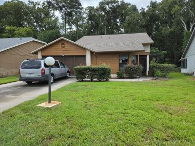 11530 White Ash Dr., New Port Richey, Florida 34654, USA