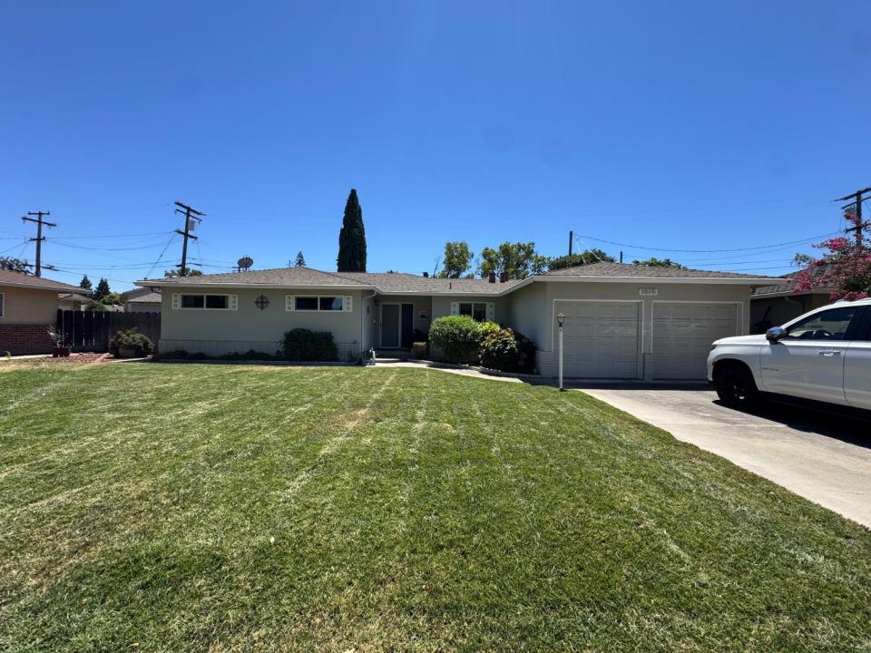 1010 Thoreau Court, Modesto, كاليفورنيا 95350, الولايات المتحدة