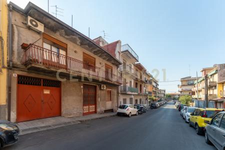 Via Turi Scordo, Misterbianco, Sicilia 95045, Italy