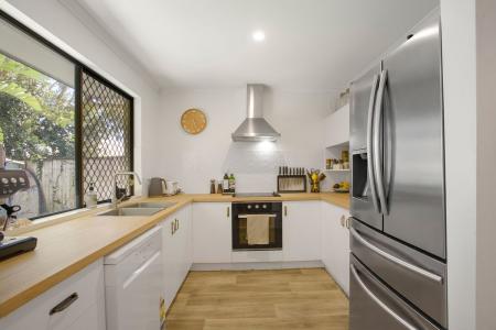 2/6 Moomba Street, Pacific Paradise, QLD 4564, Australia