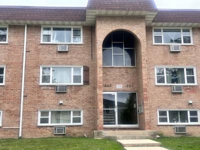 305 W Dale Dr , 1F, Addison, Illinois 60101, Estados Unidos