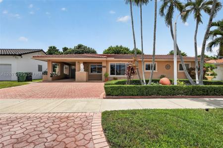 8936 SW 11th St, Miami, Florida 33174, USA