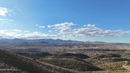 000 N White Drive, Dewey-Humboldt-, Arizona 86327, USA