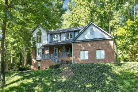 25 Weston Heights Dr., Asheville, North Carolina 28803
