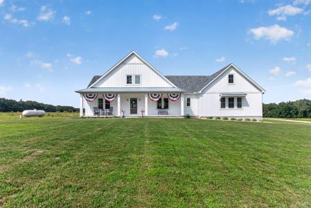 11174 Easton Road, Rives Junction, Michigan 49277, USA