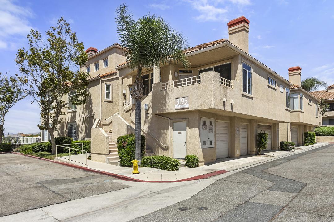 3195 Altura Court Unit#201, Corona, Kalifornien 92882, USA