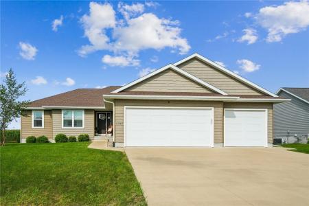 2786 Creekview Trail, Palo, Iowa 52324, USA