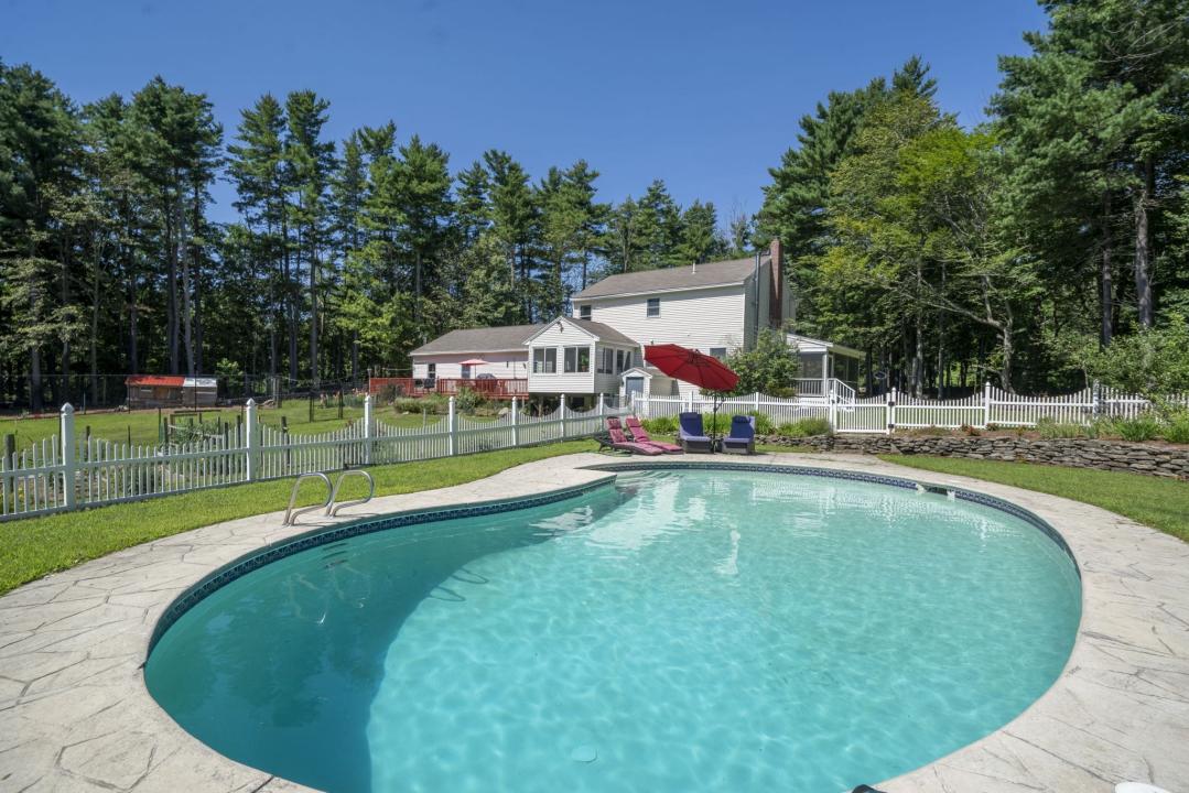 108 Range Road, Northwood, New Hampshire 03261, USA