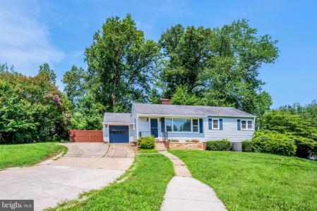998 N Roosevelt Street, Falls Church, Virginia 22046, USA