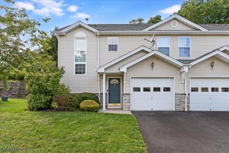 9 Ferndale Ln, Hardyston Twp., New Jersey 07419-9730, USA