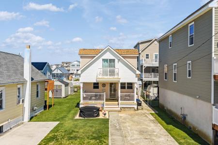 213 W 17th Avenue, North Wildwood, New Jersey 08260, USA