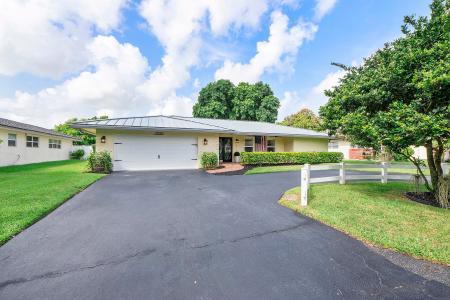 8520 NW 29th Drive, Coral Springs, Florida 33065, USA