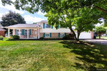 6361 Emerald Lake Drive, Troy, Michigan 48085, États-Unis