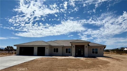 10583 Valencia Street, Hesperia, Kalifornia 92344, USA