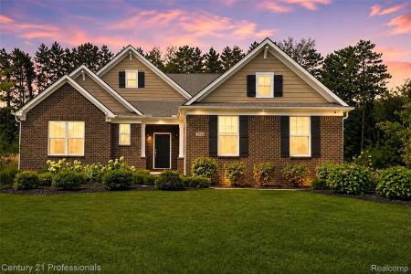 7533 Hardwood Circle, Canton, Michigan 48187, USA