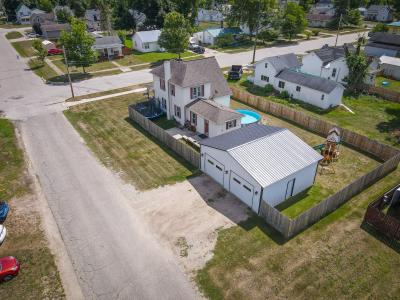 545 N. Hemlock Street, Evart, Michigan 49631, USA