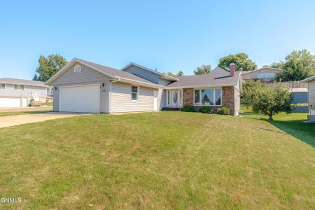 710 3rd Avenue, Mandan, 北达科他州 58554, 美国