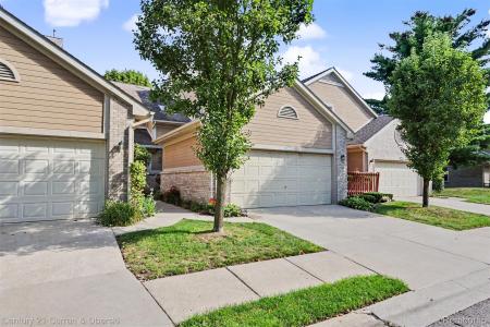 9398 Westwind Drive , 49, Livonia, Michigan 48150, États-Unis