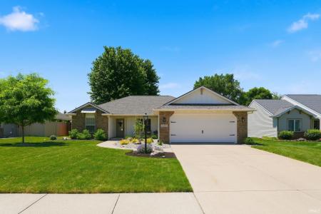 16217 Fleetwood Court, Huntertown, Indiana 46748-9390