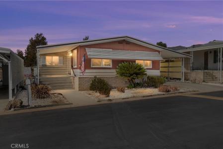 975 California #9, Calimesa, Калифорния 92320, Соединенные Штаты