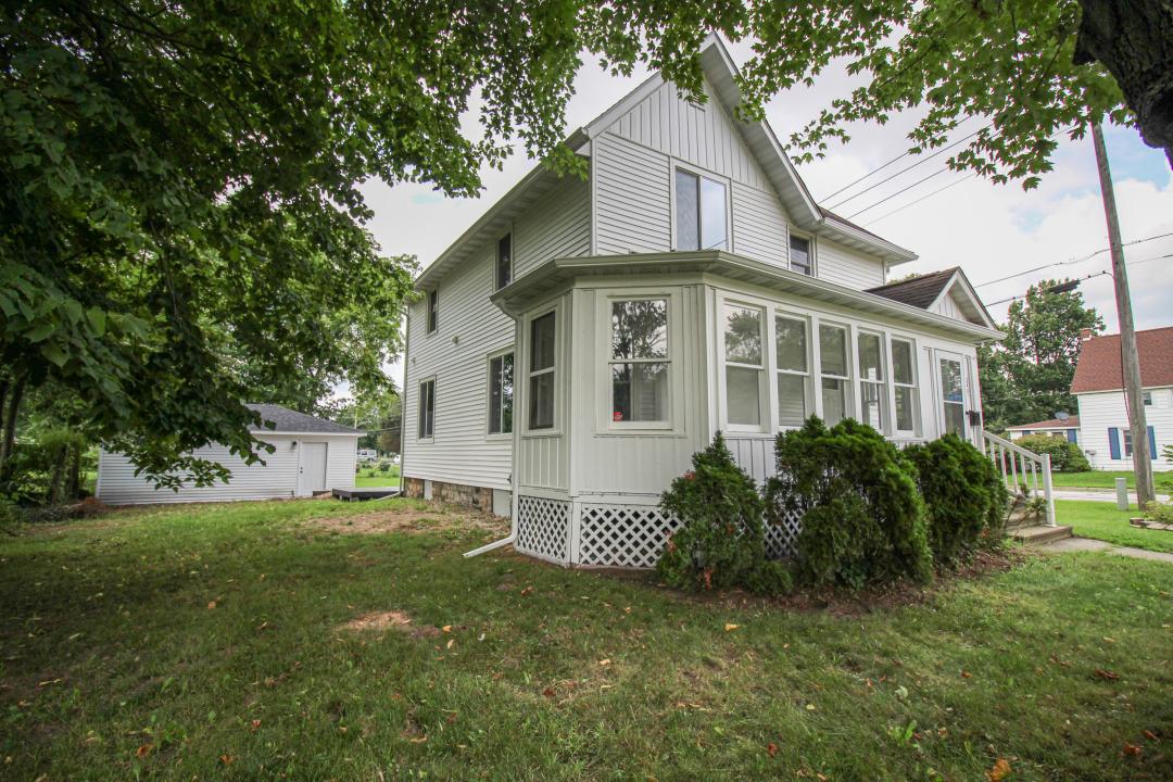 822 N Main Street, Three Rivers, Michigan 49093, États-Unis